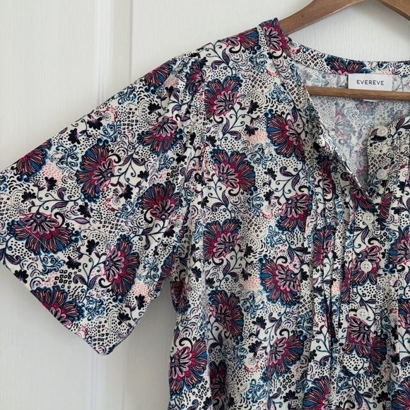 Evereve Lori Floral Pintuck Popover Blouse Medium - Picture 4 of 9